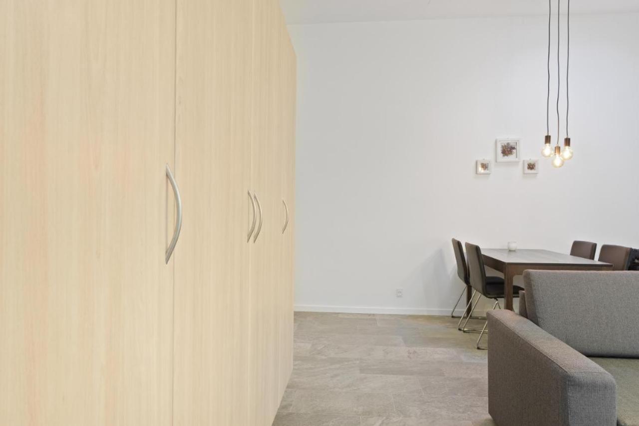 Charming - Luxurious 1 Bedroom Apartment In The Heart Of Aalbor Kültér fotó