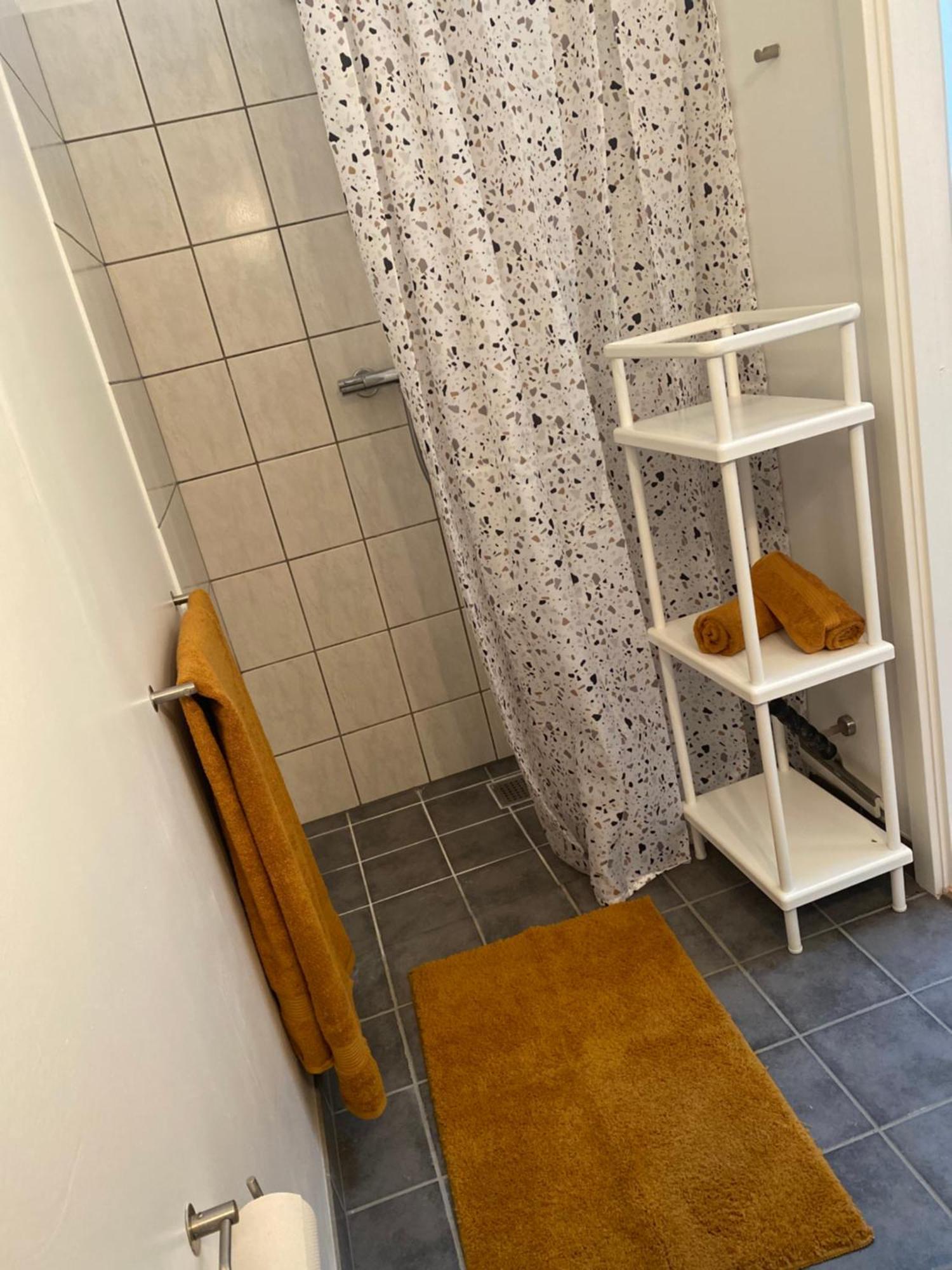 Charming - Luxurious 1 Bedroom Apartment In The Heart Of Aalbor Kültér fotó