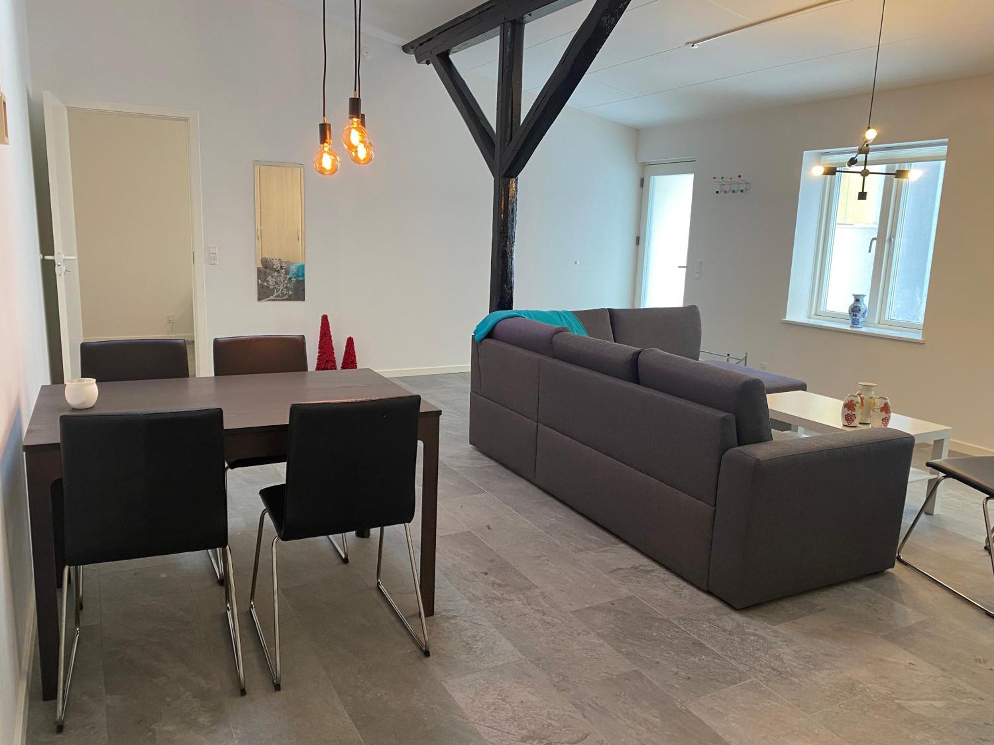 Charming - Luxurious 1 Bedroom Apartment In The Heart Of Aalbor Kültér fotó