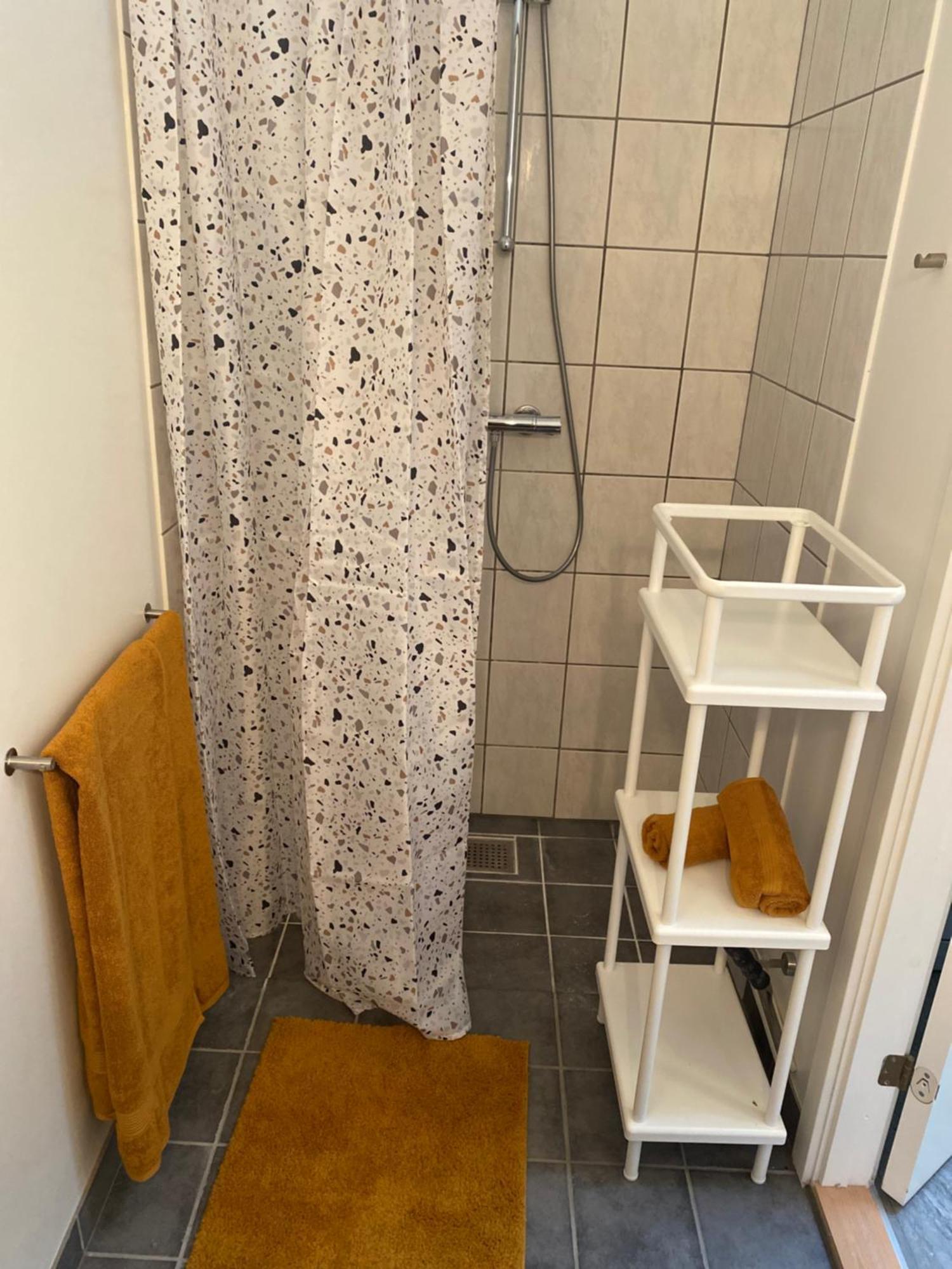 Charming - Luxurious 1 Bedroom Apartment In The Heart Of Aalbor Kültér fotó